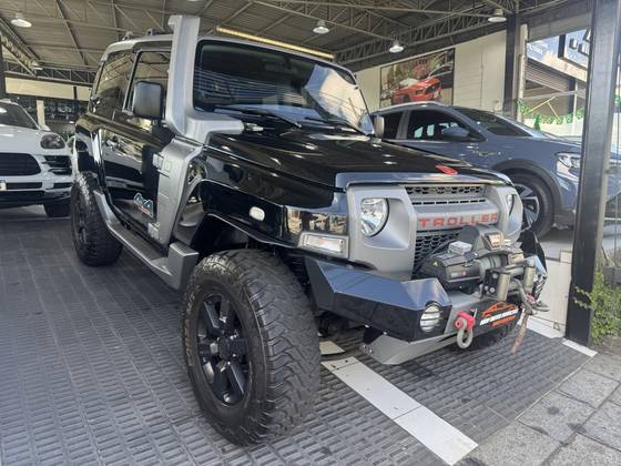 TROLLER T4 3.2 XLT 4X4 20V TURBO INTERCOOLER DIESEL 2P MANUAL TROLLER T4 3.2 XLT 4X4 20V TURBO INTERCOOLER DIESEL 2P MANUAL